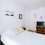 Spacious & Stylish 2Bd Apartment Beaugrenelle!
