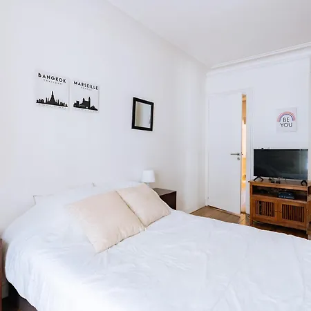 Spacious & Stylish 2bd Beaugrenelle! Appartamento Parigi