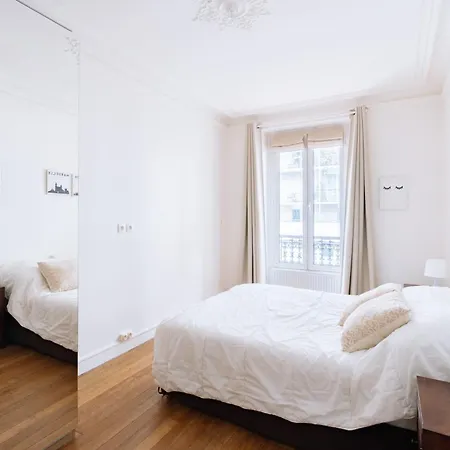 Spacious & Stylish 2bd Beaugrenelle! Parigi